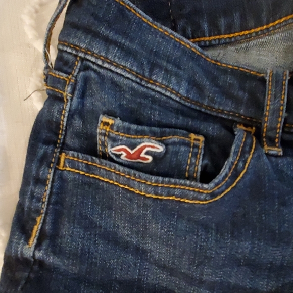 HOLLISTER STRECH  SHORTS 0 - Picture 3 of 5